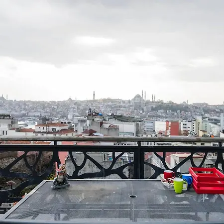 Galata Tower At Your Fingertips Private Balconies