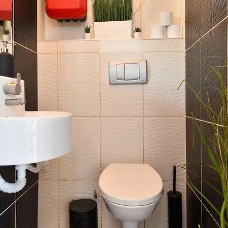 Galata Tower At Your Fingertips Private Balconies Hytte