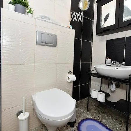 Galata Tower At Your Fingertips Private Balconies