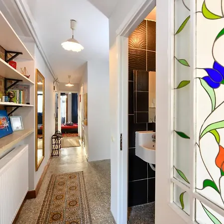 Galata Tower At Your Fingertips Private Balconies 롯지 *